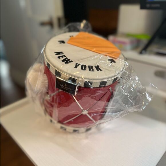 NWT Kate Spade Oh What Fun Toy Store 3D Drum Crossbody - Picture 7 of 7